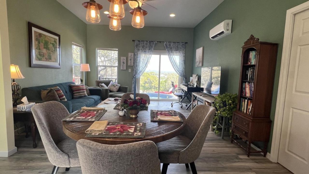 Hill Country Highland'S Bluebonnet Cottage Marble Falls Exterior foto